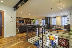 104 Arch St_16